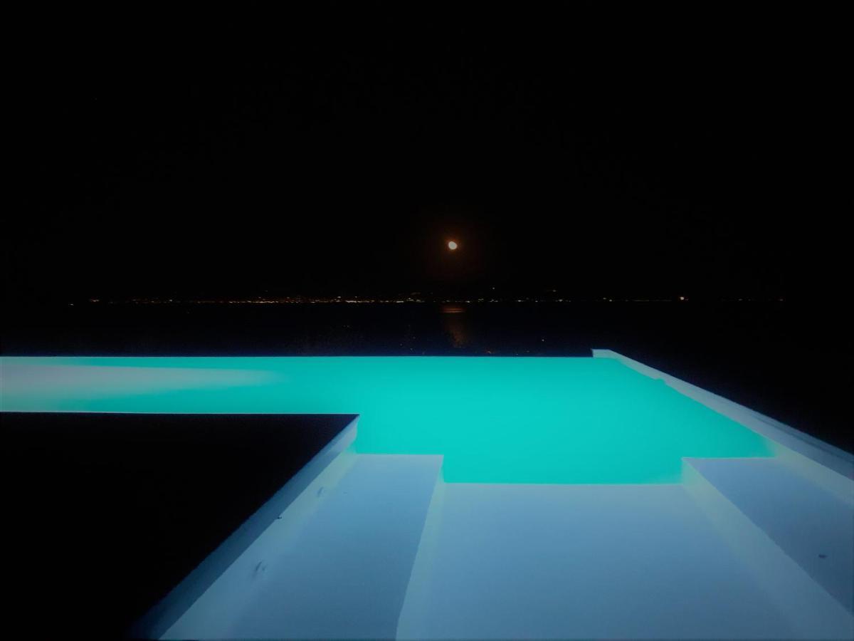 Villa Infinity ∞ Santa Teresa Di Riva Exterior foto
